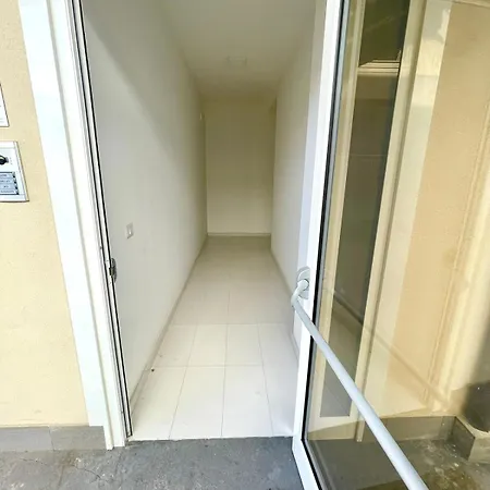 Seaside Luxury A 100m Dal Mare Apartment *