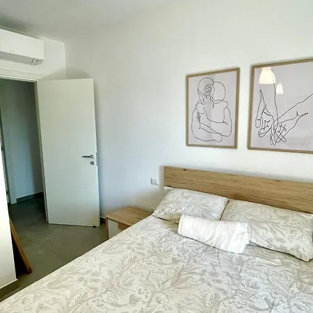 Seaside Luxury A 100m Dal Mare Apartment